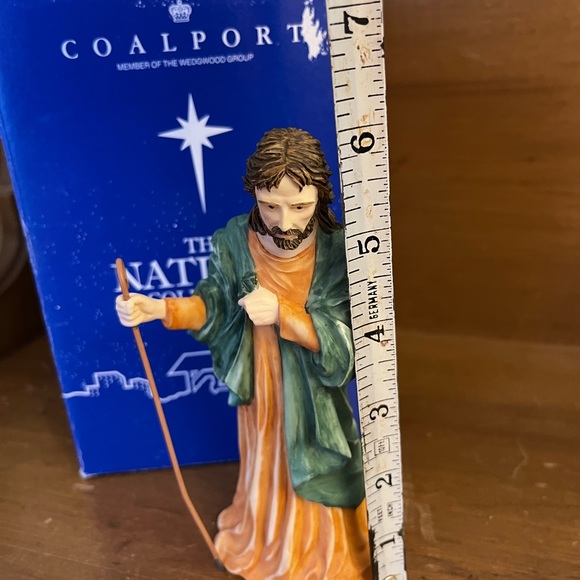 Coalport 1996 Wedgwood The Nativity Collection, Joseph Figurine In Original Box - Picture 2 of 11